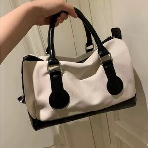 New Medium Simplicity Shoulder Handbag